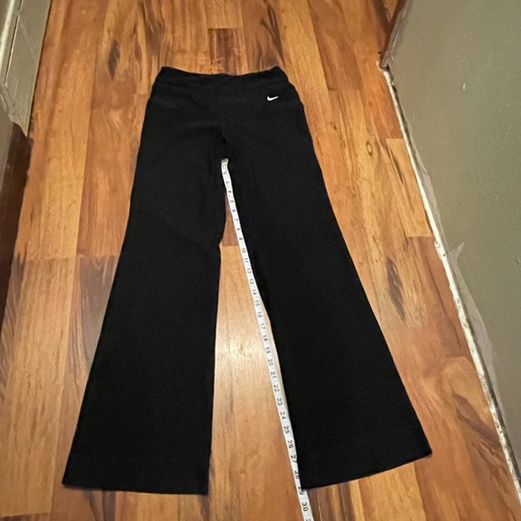 Nike Yoga Pants - Picture 2 of 6